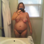 Mature salope dans le 53 cherche plan cul